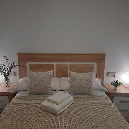 Apartamentos Clavero 10 プラセンシア エクステリア 写真